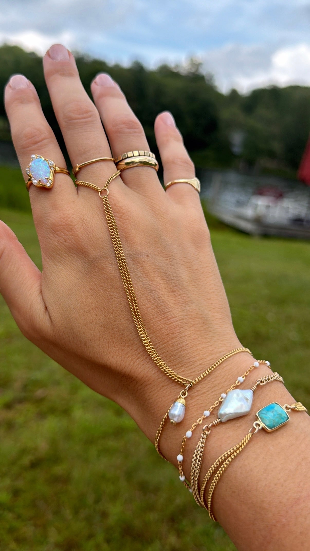 The Muse Hand Chain